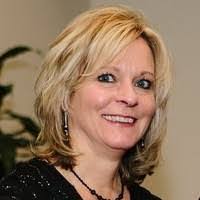 Lisa Poorman's Instagram, Twitter & Facebook