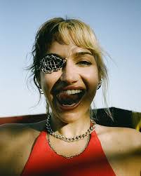 Jasmin Bell's Instagram, Twitter & Facebook