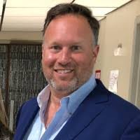 Ellen Fischetti's Instagram, Twitter & Facebook