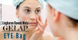 Kupas kulit kentang tadi dan bersihkannya sebelum kisarkan ia sampai halus. 5 Petua Hilangkan Eye Bag Atau Lingkaran Bawah Mata Gelap Azeniahmad Com