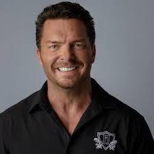 Chris Matson's Instagram, Twitter & Facebook