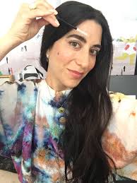 Hello beautiful people,so in todays video i am sharing with you how i like to lighten my eyebrows without using any bleach & i am also showing you how i like. At Home Brow Maintenance You Can Do It Jimena Garcia Can Help Vogue