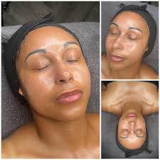 THE SKIN TREATMENT EVERYONE IS RAVING ABOUT- THIS IS YOUR SIGN TO BOOK!  Reveal your most radiant skin with our signature Glow Facial! This  luxurious treatment deeply cleanses, exfoliates, and nourishes the