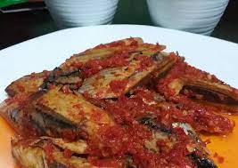 Cara membuat ikan tongkol goreng sambal balado yang enak, gurih dan nikmat. Resep Pindang Tongkol Balado Yang Bikin Ngiler Aneka Kreasi Kita