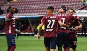 Uefa.com is the official site of uefa, the union of european football associations, and the governing body of football in europe. Servette Fc Auf Twitter On Continue Bravo Les Gars Notrevillenotreclub