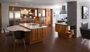Maple Kitchen In Praline Kraftmaid I M Really Liking This Kitchen In Prali Kitchen Cabinet Styles Kitchen Cabinet Inspiration Traditional Kitchen Cabinets