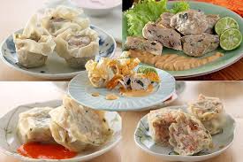 Siomay ikan tenggiri disajikan dengan sambal kacang. Kumpulan 5 Resep Siomay Enak Ini Dijamin Jadi Camilan Imlek Favoritmu Semua Halaman Sajian Sedap