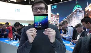 ZTE Axon M: Alle Infos zum klappbaren ...