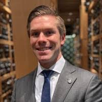 Alex Mares's Instagram, Twitter & Facebook