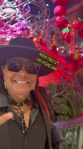 Micki free is NOT a girl #shalamar #lasvegas #prettygirlswalk #fyp #fo...