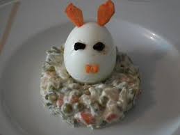 Voici Une Petite Entree Vite Prete Faite A La Derniere Minute Avec Ce Que J Avais Dans Mon Frigo Pour Ce Lund Cuire Un Oeuf Alimentation Macedoine De Legumes