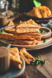 Keema Bread Pakora Recipe Gastronomic Bong Recipe In 2020 Pakora Recipes Photographing Food Food