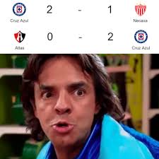 TODA la afición del Cruz Azul viendo que llevan 2 victorias seguidas y ya  están en zona de liguilla.