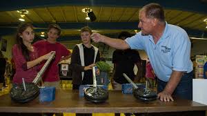 HMS students discover science > Holloman Air Force Base > Article Display