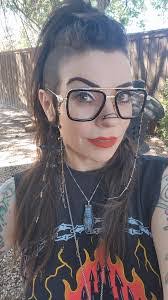 Amanda Tipps's Instagram, Twitter & Facebook