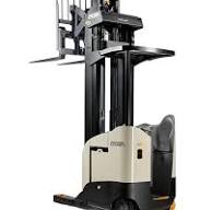 Reach Truck - Narrow-Aisle Forklift | RR/RD | Crown Equipment