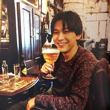 もりちゃんはinstagramを利用しています おつかれ 先に飲んでるよー お酒飲んでるときの顔 ホントに好きなんだろなぁってのが良くわかるわ 今日も疲れたけど この笑顔で夜まで頑張れそう 吉沢亮 吉沢亮の彼氏感 吉沢亮で妄想 吉沢亮が