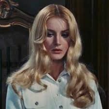 Barbara Bouchet .