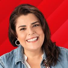 6 su bardağı süt, 1 su bardağı toz şeker, 3 yemek kaşığı pirinç unu ve 3 yemek kaşığı mısır nişastasını derin bir tencereye alın. Refika Nin Mutfagi Hakiki Kazandibi Ve Kolay Kazandibi Tarifi Evde Kazandibi Yapabilirsin Hikayesi Gelenekleri Ile Facebook