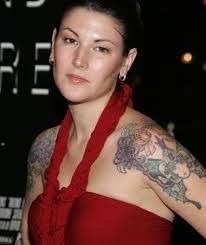 Kat Turner's Instagram, Twitter & Facebook