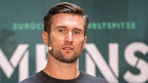 Brighton: Daniel Niedzkowski appointed assistant head coach to Fabian  Hurzeler