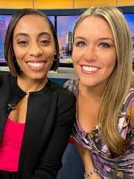 Kelly Lesher's Instagram, Twitter & Facebook