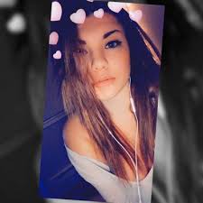 Hailey Kay (@hailskayy)