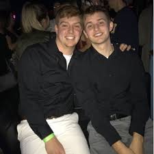 adam jarrett (@chattyadam33)