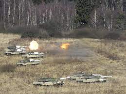 Auf dem truppenübungsplatz allentsteig gibt es bundesheerangaben vom freitag zufolge nach 2016 und 2017 auch in diesem jahr wieder. Salzburger Bei Bundesheer Verkehrsunfall In Allensteig Verletzt Osterreich Vienna At