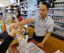 Acerca tu cel o tarjeta y listo. 7 Eleven Malaysia Looks To Japan For Inspiration Nikkei Asia