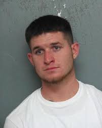 Montegut man charged with stealing credit cards