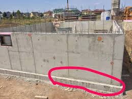 Damit keller auch bei hohem grundwasser trocken sind, müssen sie wie eine wanne wirken, die im extremfall schwimmen könnte. Beton Keller Undicht Durch Fehler Beim Giessen Der Wande
