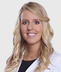 Sarah Richeson's Instagram, Twitter & Facebook