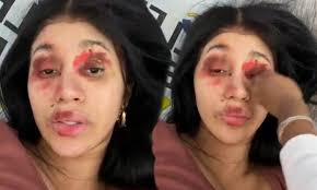 Not only cardi b bet awards 2021, you could also find another pics such as cardi b album, rapperin cardi b, cardi b fotos, cardi b photo shoot, cardi b looks, cardi b ohne make up, cardi b instagram, cardi b six9, cardi b. Cardi B Lets Daughter Kulture 2 Do Her Makeup And Shares The Messy Result On Instagram Daily Mail Online