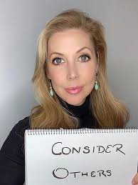 Coronavirus Geelong: Community members spread messages of hope