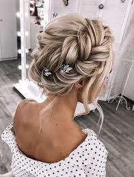 10 Trending Bridal Hairstyles With Halo Hair Extensions Hair Styles Summer Wedding Hairstyles Long Hair Styles