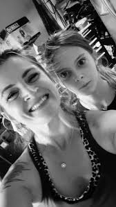 Deanna R Daugherty (@artandlagniappebydeanna) • Instagram photos and videos