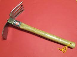 Higoryu Ninjya Japanese Farming Tool Hoe Ika Hoe Stainless Steel One Hand Hoe More Info Could Be Found At The Image Ur Farming Tools Tools Garden Hand Tools