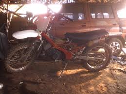 Sebagai salah satu motor bebek sport yang paling banyak modifikasi satria 2 tak hitam drag bike dan road race. Modifikasi Motor Trail Satria 2 Tak Cahunit Com