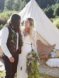 California Festival Wedding Brit Jeff Part 1 Inspiration Pour Mariage Boheme Robe De Mariee Mariage Festival