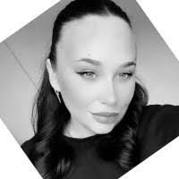 Alexandra Morse's Instagram, Twitter & Facebook