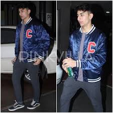 Saif Ali Khan S Son Ibrahim Ali Khan Clicked At The Airport Follow Pinkvilla For More Update Ibrahimalikhan Saifalikhan Style Sara Ali Khan Khan