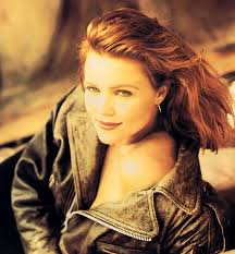 Qué fue de Belinda Carlisle, la bella intérprete de la canción “Heaven is a  place