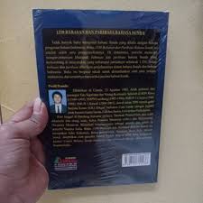 Berikut ini daftar peribahasa dan ungkapan bahasa sunda dan artinya: Buku Pribahasa Sunda 1330 Babasan Dan Paribasa Bahasa Sunda Shopee Indonesia