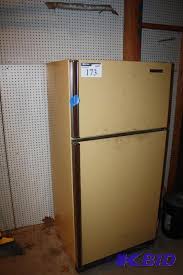 Check spelling or type a new query. White Westinghouse Refrigerator Freezer Mode Barrett Anderson Estate Sale 5 K Bid