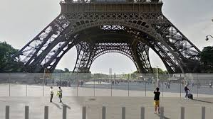 Located 50 meters (160 feet) from the eiffel tower, this apartment is definitely one of the best eiffel tower view apartments and it's perfect for discovering the best places in paris. Architect Reveals Plan To Protect Paris Eiffel Tower From Attacks Arab News