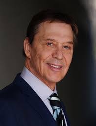 Steve Vignola's Instagram, Twitter & Facebook