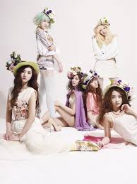 Pin By Ana Marie Duque On Korean Fashion Partners Hello Venus Kpop Girls Hello Cupid