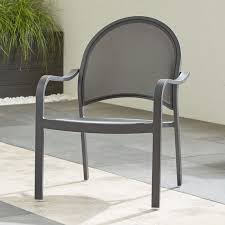 Lanai Charcoal Mesh Lounge Chair Reviews Crate And Barrel Outdoor Dining Chairs Lounge Chair Outdoor Outdoor Chairs