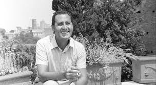 Alberto sordi nella celebre scena de 'i vitelloni': Verso Il Centenario Di Alberto Sordi Cinematografo